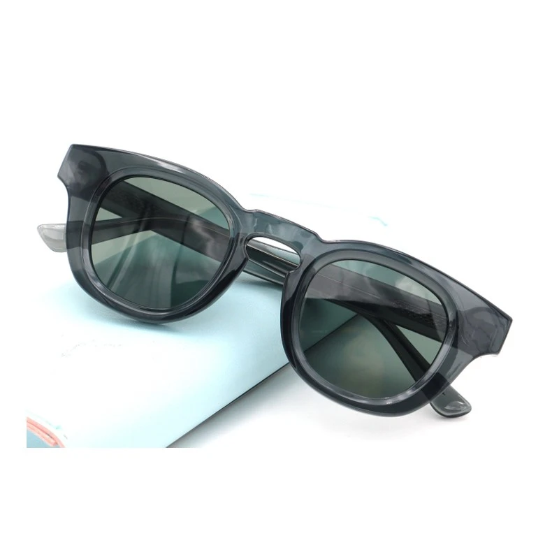 Mens Womens 90s Vintage Retro Small Square Wayfarer Sunglasses 490753-1 8 Mens Womens 90s Vintage Retro Small Square Wayfarer Sunglasses 490753-1 8